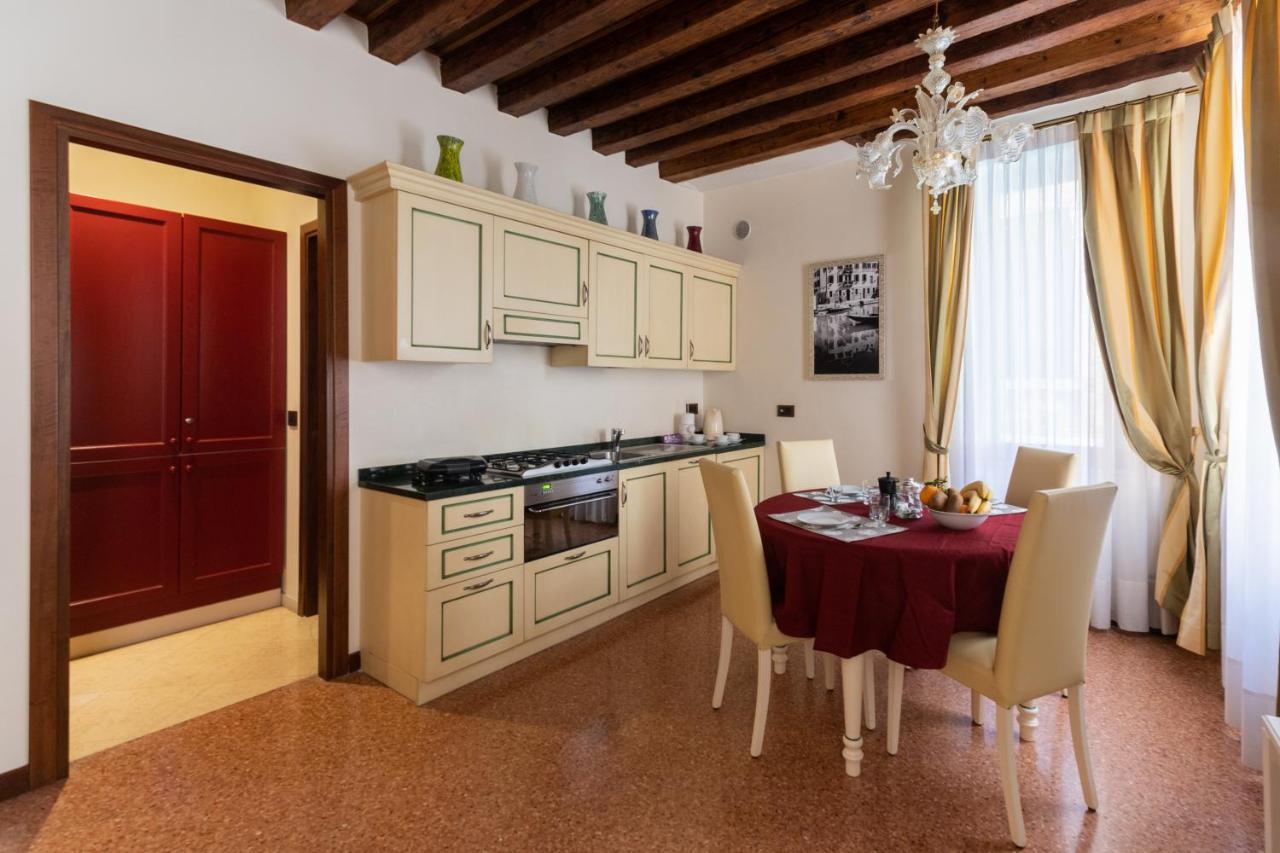 Ve-Nice Suite San Marco C4439 Venecia Exterior foto